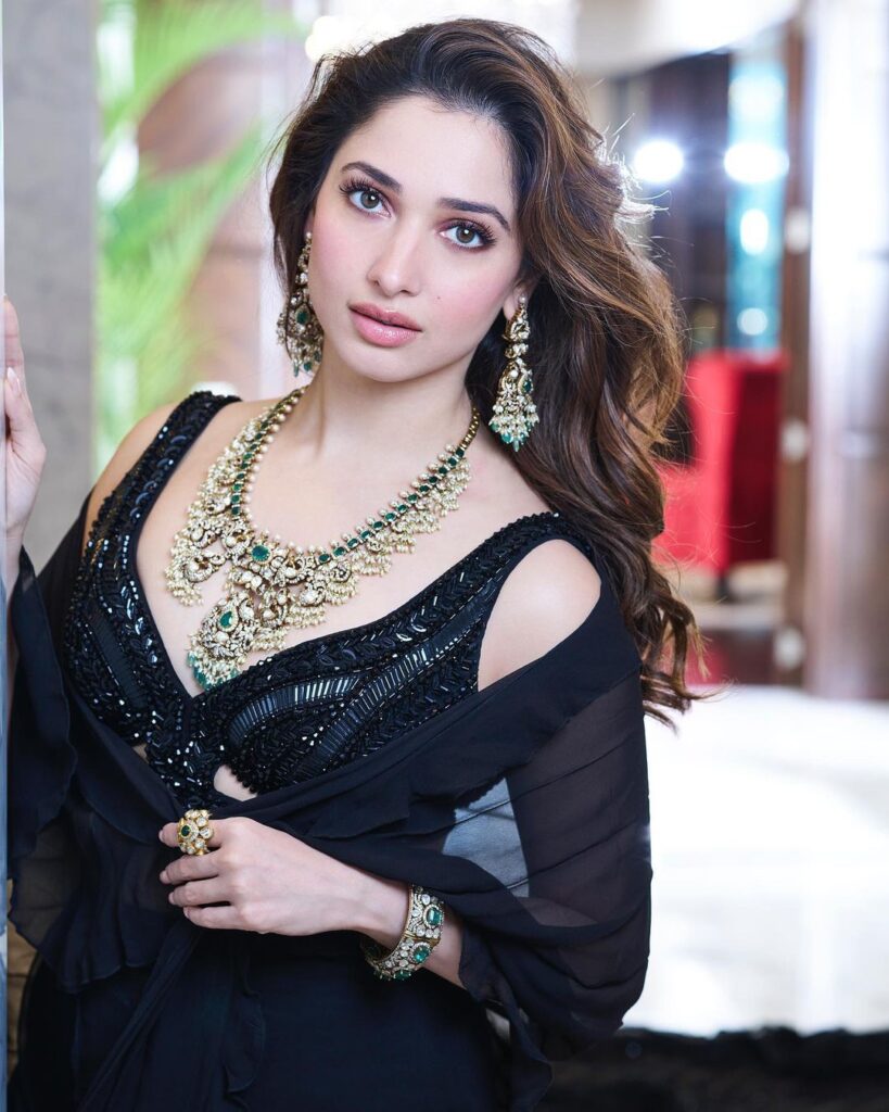 Tamannaah Bhatia, often referred to simply as Tamannaah, was born on December 21, 1989, in Mumbai, Maharashtra, India. She was raised in a Punjabi family with roots in Mumbai. Her father, Santhosh Bhatia, is a diamond merchant, and her mother, Rajani Bhatia, is a homemaker. Tamannaah attended Maneckji Cooper Education Trust School in Mumbai for her primary education before pursuing her higher studies.